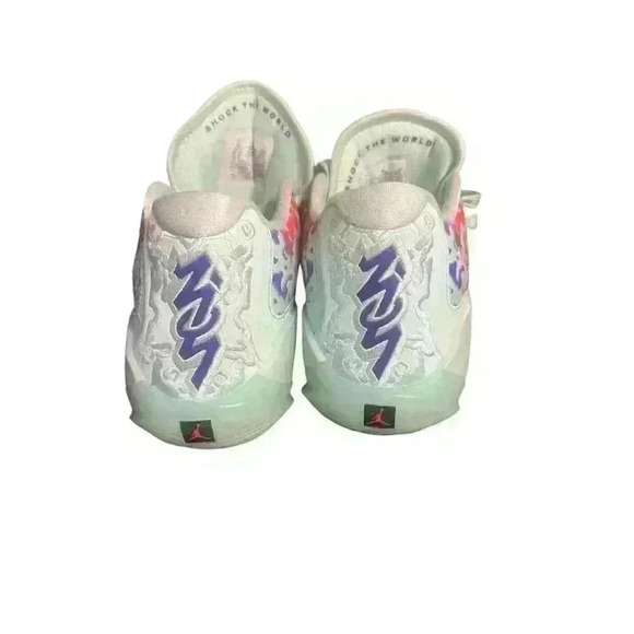 Air Jordan Zion 3 Mud, Sweat & Tears Size 6Y - Picture 3 of 6